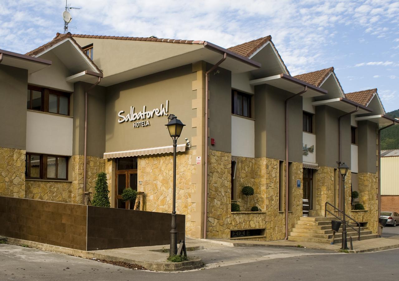 Hotel Salbatoreh بياساين المظهر الخارجي الصورة